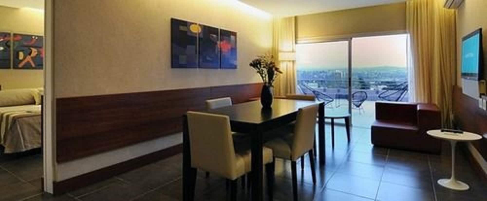 Pinares Panorama Suites, Spa & Convention Center Villa Carlos Paz Eksteriør bilde