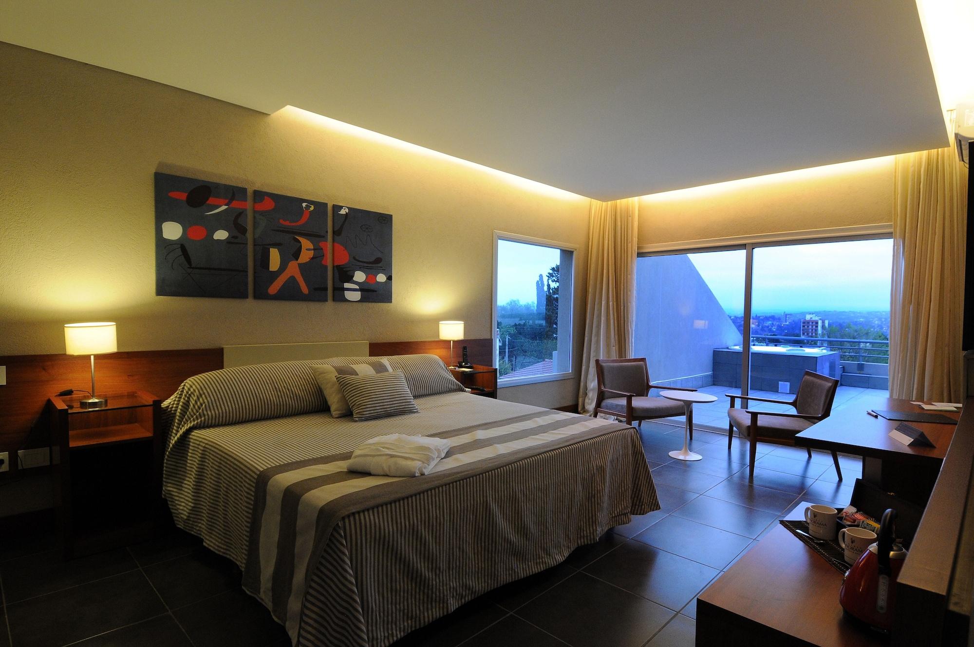 Pinares Panorama Suites, Spa & Convention Center Villa Carlos Paz Eksteriør bilde