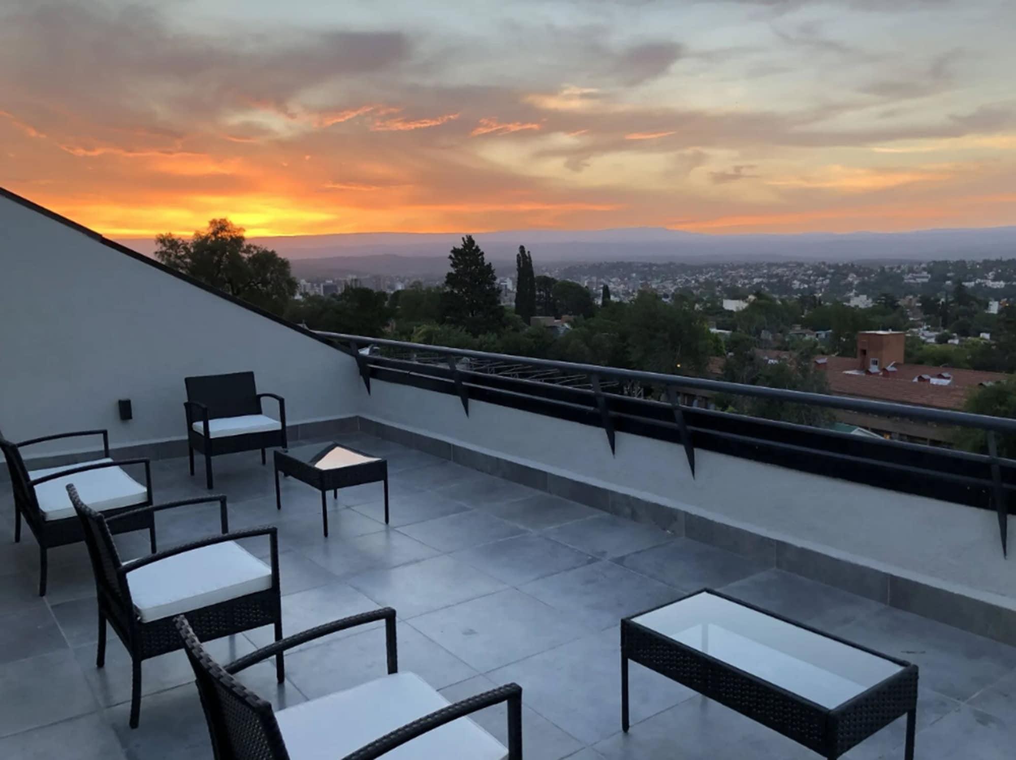 Pinares Panorama Suites, Spa & Convention Center Villa Carlos Paz Eksteriør bilde