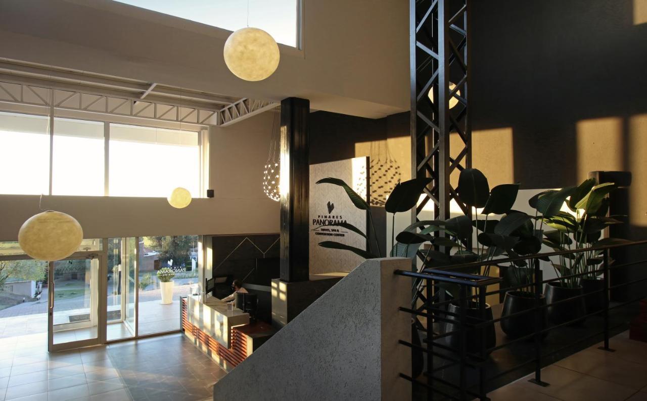 Pinares Panorama Suites, Spa & Convention Center Villa Carlos Paz Eksteriør bilde